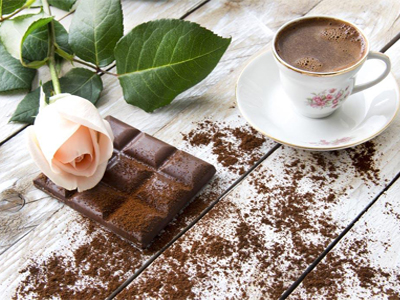 <b>很多孕婦都很關(guān)心這個問題：孕婦可以吃巧克力</b>